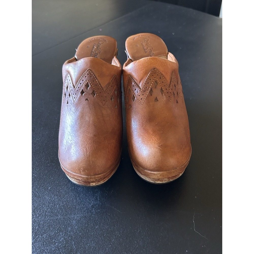 Quali Craft Casualties Leather Clogs Brown Size 9B But Fits Like A 7